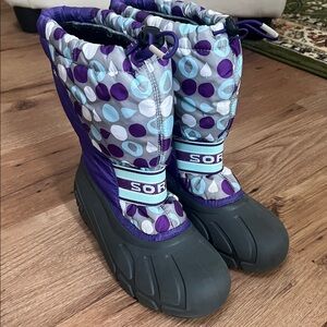 Sorel women’s winter boots, size 6